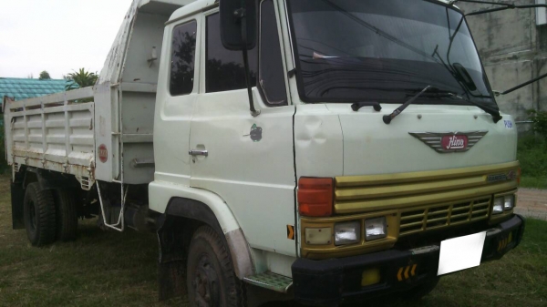 รถบรรทุก 6 ล้อดัมพ์ ยี่ห้อ HINO เครื่องฮีโน่ Ho7c 185 แรง พวงมาลัยพาร์เวอร์ ยางเต็ม6เส้น. แอร์พร้อม เชซซีสวยตลอดเส้น รถบรรทุก 6 ล้อดัมพ์ ยี่ห้อ HINO เครื่องฮีโน่ Ho7c 185 แรง พวงมาลัยพาร์เวอร์ ยางเต็ม6เส้น. แอร์พร้อม เชซซีสวยตลอดเส้น