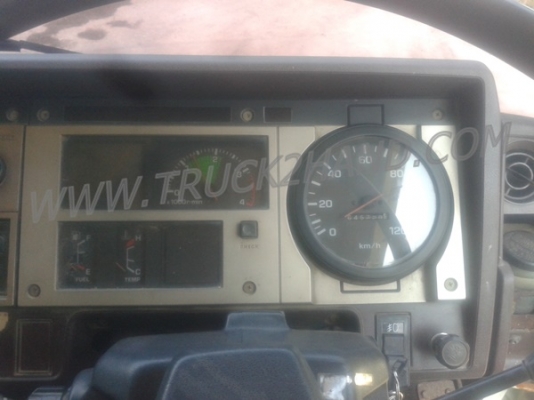 รถบรรทุก 6 ล้อดัมพ์ ยี่ห้อ HINO เครื่องฮีโน่ Ho7c 185 แรง พวงมาลัยพาร์เวอร์ ยางเต็ม6เส้น. แอร์พร้อม เชซซีสวยตลอดเส้น รถบรรทุก 6 ล้อดัมพ์ ยี่ห้อ HINO เครื่องฮีโน่ Ho7c 185 แรง พวงมาลัยพาร์เวอร์ ยางเต็ม6เส้น. แอร์พร้อม เชซซีสวยตลอดเส้น