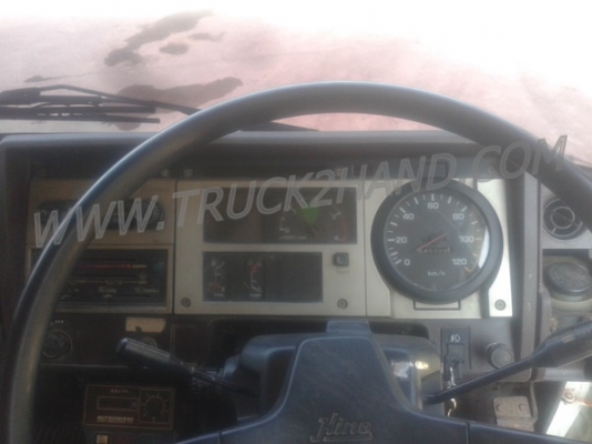 รถบรรทุก 6 ล้อดัมพ์ ยี่ห้อ HINO เครื่องฮีโน่ Ho7c 185 แรง พวงมาลัยพาร์เวอร์ ยางเต็ม6เส้น. แอร์พร้อม เชซซีสวยตลอดเส้น รถบรรทุก 6 ล้อดัมพ์ ยี่ห้อ HINO เครื่องฮีโน่ Ho7c 185 แรง พวงมาลัยพาร์เวอร์ ยางเต็ม6เส้น. แอร์พร้อม เชซซีสวยตลอดเส้น