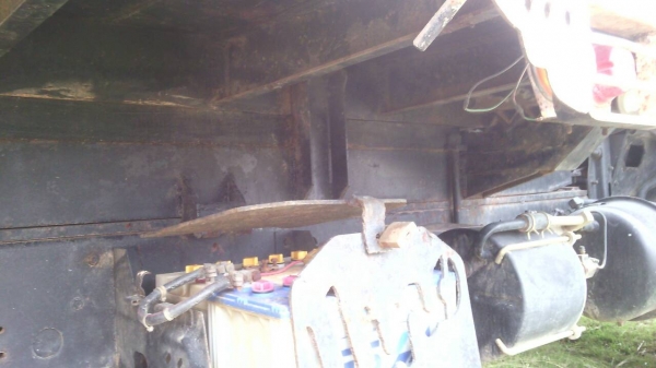 รถบรรทุก 6 ล้อดัมพ์ ยี่ห้อ HINO เครื่องฮีโน่ Ho7c 185 แรง พวงมาลัยพาร์เวอร์ ยางเต็ม6เส้น. แอร์พร้อม เชซซีสวยตลอดเส้น รถบรรทุก 6 ล้อดัมพ์ ยี่ห้อ HINO เครื่องฮีโน่ Ho7c 185 แรง พวงมาลัยพาร์เวอร์ ยางเต็ม6เส้น. แอร์พร้อม เชซซีสวยตลอดเส้น