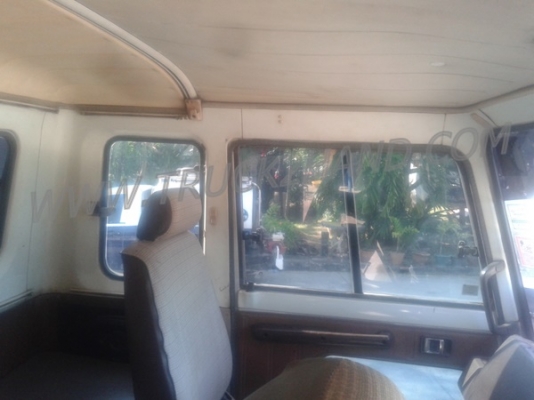 รถบรรทุก 6 ล้อดัมพ์ ยี่ห้อ HINO เครื่องฮีโน่ Ho7c 185 แรง พวงมาลัยพาร์เวอร์ ยางเต็ม6เส้น. แอร์พร้อม เชซซีสวยตลอดเส้น รถบรรทุก 6 ล้อดัมพ์ ยี่ห้อ HINO เครื่องฮีโน่ Ho7c 185 แรง พวงมาลัยพาร์เวอร์ ยางเต็ม6เส้น. แอร์พร้อม เชซซีสวยตลอดเส้น