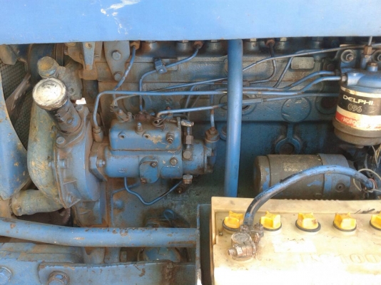 ขายรถไถ แม็คซี่ เพลาเดียว พร้อมใช้งาน เครื่องแน่นดี มีใบมีดดันหน้า ราคาต่อรองได้ 087-2976734