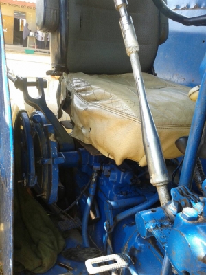 ขายรถไถ แม็คซี่ เพลาเดียว พร้อมใช้งาน เครื่องแน่นดี มีใบมีดดันหน้า ราคาต่อรองได้ 087-2976734