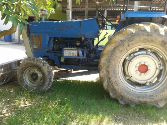 ขายรถไถ แม็คซี่ เพลาเดียว พร้อมใช้งาน เครื่องแน่นดี มีใบมีดดันหน้า ราคาต่อรองได้ 087-2976734