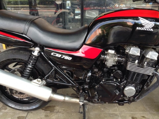 ขายcb750fทะเบียนเครื่องดีสภาพพร้อมใช้สุดๆนใจแวะดูก่อนจร้า ขายcb750fทะเบียนเครื่องดีสภาพพร้อมใช้สุดๆนใจแวะดูก่อนจร้า