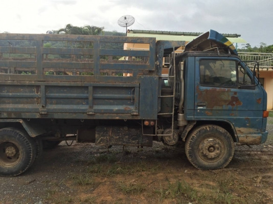 ขายคู่6ล้อดั้มพ์ ISUZU NPR 115แรงม้า รถห้างแท้ ทั้ง2คัน ตามสภาพ เล่มพร้อม ราคาต่อรองได้ครับ 087-2976734