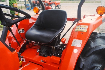 ขายรถไถ Kubota L 3408 (4WD) พร้อมมีดดันหน้าช้าง สภาพพร้อมใช้งานครับ ขายรถไถ Kubota L 3408 (4WD) พร้อมมีดดันหน้าช้าง สภาพพร้อมใช้งานครับ