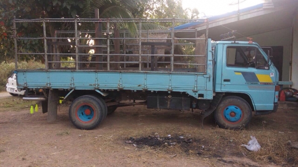 ขาย Isuzu NKR 110 รถพร้อมใช้ภาษีเต็ม เอกสารครบ