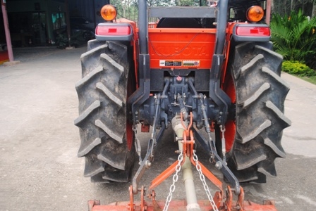 ขายรถไถ Kubota L 4708 (4WD) พร้อมดันหน้าและอุปกรณ์หลัง รถ 150 ชั่วโมง ขายรถไถ Kubota L 4708 (4WD) พร้อมดันหน้าและอุปกรณ์หลัง รถ 150 ชั่วโมง