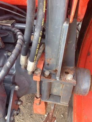 M7040 สวยๆครับรถเดิมสวยมากครับราคาแค่490000เท่านั้นเองครับ