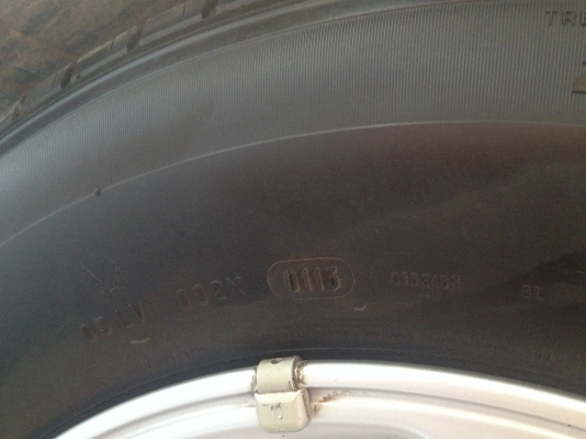 ขายล้อแม๊กtoyota champ2013 (BMC)ขอบ17พร้อมยางมิชลินปี13 สัปดาห์ที่1 สามารถใส่ฟอจูนเนอร์ได้ ขายล้อแม๊กtoyota champ2013 (BMC)ขอบ17พร้อมยางมิชลินปี13 สัปดาห์ที่1 สามารถใส่ฟอจูนเนอร์ได้