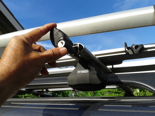 ขายแลคหลังคา Toyota fortuner แท้ ทูเล่