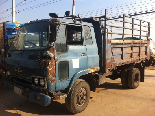 ISUZU SDR ดั้ม เครื่อง 6BF-175 แรงม้า เครื่องดี คัสซีสวยๆ ทะเบียนเต็ม พร้อมใช้งาน หากวางหัว Rocky หล่อๆๆ