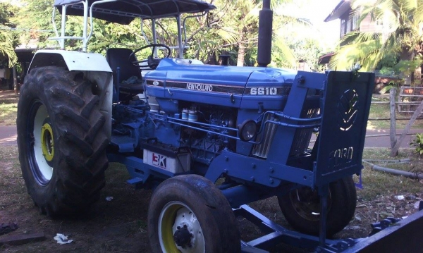 ขายรถไถฟร์อด มือสอง 6610 แท้ เสื้อลาย ปั้มกลม