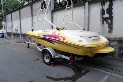 ขาย เรือ JET BOAT F16XR พร้อมเครื่อง MERCURY 175 นำเข้าจากญี่ปุ่น สภาพพร้อมใช้ ราคา 185,000