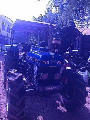 FORD 65แรง 4WD**ราคา375,000 บ.ต่อรอง**ขายรถไถ2เพลา FORD 4630 4WD คานหน้าคาราโร่ เครื่องเดิมเกียร์เดิม ปั้มเดิม แน่นๆ แรงดี เครื่องยนต์ 65แรง3สูบ แรงดี เกียร์ดีไม่หลุด ช่วงล่างแน่น ทำงานดี คล่องตัว ท้ายดี ยกหางเร็ว ไม่ยุบ พร้อมหางพรวน6สภาพดี 1ชิ้น รถใช้งาน FORD 65แรง 4WD**ราคา375,000 บ.ต่อรอง**ขายรถไถ2เพลา FORD 4630 4WD คานหน้าคาราโร่ เครื่องเดิมเกียร์เดิม ปั้มเดิม แน่นๆ แรงดี เครื่องยนต์ 65แรง3สูบ แรงดี เกียร์ดีไม่หลุด ช่วงล่างแน่น ทำงานดี คล่องตัว ท้ายดี ยกหางเร็ว ไม่ยุบ พร้อมหางพรวน6สภาพดี 1ชิ้น รถใช้งาน