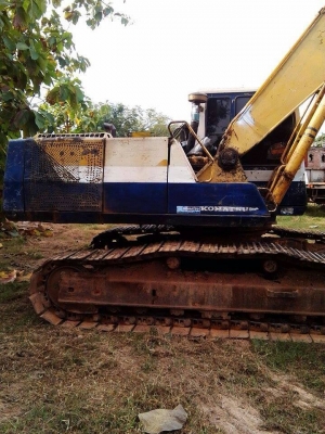 **520,000 บ.ต่อรอง**ขายแบคโฮ KOMATSU PC200-5 เครื่องเดิมปั้มเดิม ไฟฟ้าตัด เครื่องดีแรง แน่น ปั้มดี แรง ทำงานดี ไม่โหลด บูมอาร์มดีไม่ปะไม่ดาม บุ้งกี๋หนาไม่ผุ เอวแน่น ไม่แตกไม่ร้าว ช่วงล่าง70-80\% โซ่ดี เฟรมหรา แทร็กบาง โรลเลอร์ดี ครบ สป็อคเก็ต ใช้ได้อีกยาว **520,000 บ.ต่อรอง**ขายแบคโฮ KOMATSU PC200-5 เครื่องเดิมปั้มเดิม ไฟฟ้าตัด เครื่องดีแรง แน่น ปั้มดี แรง ทำงานดี ไม่โหลด บูมอาร์มดีไม่ปะไม่ดาม บุ้งกี๋หนาไม่ผุ เอวแน่น ไม่แตกไม่ร้าว ช่วงล่าง70-80\% โซ่ดี เฟรมหรา แทร็กบาง โรลเลอร์ดี ครบ สป็อคเก็ต ใช้ได้อีกยาว