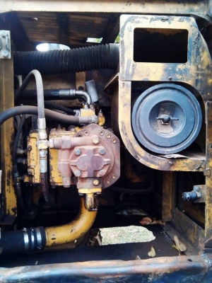 **520,000 บ.ต่อรอง**ขายแบคโฮ KOMATSU PC200-5 เครื่องเดิมปั้มเดิม ไฟฟ้าตัด เครื่องดีแรง แน่น ปั้มดี แรง ทำงานดี ไม่โหลด บูมอาร์มดีไม่ปะไม่ดาม บุ้งกี๋หนาไม่ผุ เอวแน่น ไม่แตกไม่ร้าว ช่วงล่าง70-80\% โซ่ดี เฟรมหรา แทร็กบาง โรลเลอร์ดี ครบ สป็อคเก็ต ใช้ได้อีกยาว **520,000 บ.ต่อรอง**ขายแบคโฮ KOMATSU PC200-5 เครื่องเดิมปั้มเดิม ไฟฟ้าตัด เครื่องดีแรง แน่น ปั้มดี แรง ทำงานดี ไม่โหลด บูมอาร์มดีไม่ปะไม่ดาม บุ้งกี๋หนาไม่ผุ เอวแน่น ไม่แตกไม่ร้าว ช่วงล่าง70-80\% โซ่ดี เฟรมหรา แทร็กบาง โรลเลอร์ดี ครบ สป็อคเก็ต ใช้ได้อีกยาว