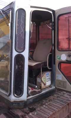 ขายด่วนรถเเบ็กโฮ-CAT_REGA  เครื่อง145 เเรงสนใจติดต่อ0933903914