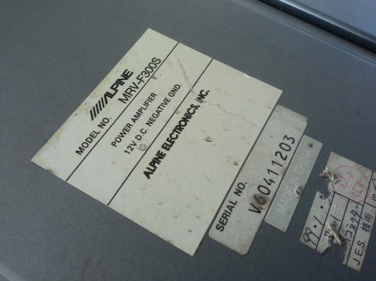 แอมป์ 4 แชแนล Alpine V12 MRV-F300S  มิอสองญี่ปุ่น