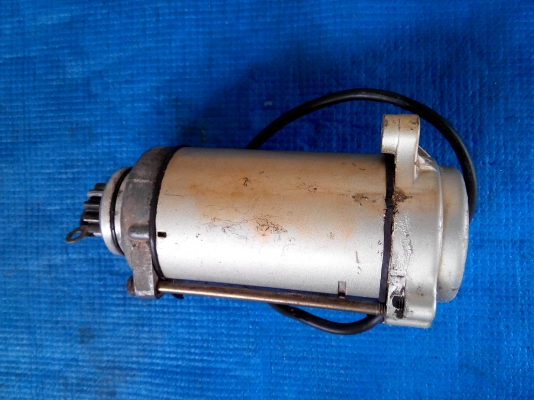 ขาย ไดสตาร์ท ยามาฮ่า xj 400 12 v หรือใส่ตะกูล xj ราคา 1200 บาท ขาย ไดสตาร์ท ยามาฮ่า xj 400 12 v หรือใส่ตะกูล xj ราคา 1200 บาท