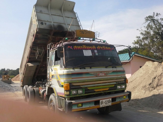 ขาย *ถูก* รถบรรทุกสิบล้อดั้มพ์ HINO เครื่อง EP ช่วงล่าง ZM