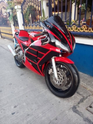 โอ บางนา ขาย cbr400 ปี89 ทะเบียนแท้ เครื่องดี สีทำมาใหม่สวยๆ รถพร้อมใช้งาน ราคาเบาๆ 66500 บาท