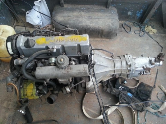 ขายเครื่อง Ld20t พร้อมเกียร์ 081-8352460