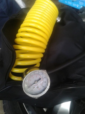 ปั้มลม12V. สองหัวปั้ม 200 psi ปั้มลม12V. สองหัวปั้ม 200 psi