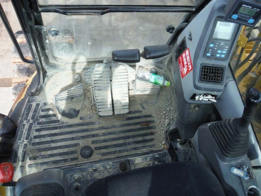 รถขุด PC128US-2E1-1**** 5368 ชม. ปี2006 สนใจติดต่อ 098-858-5524 สามภพ ครับ รถขุด PC128US-2E1-1**** 5368 ชม. ปี2006 สนใจติดต่อ 098-858-5524 สามภพ ครับ