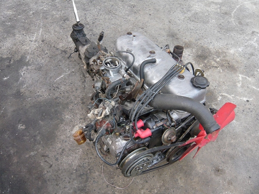 ขายเครื่องยนต์กระบะเล็กมาสด้าแฟมิเลีย 9850 บาท