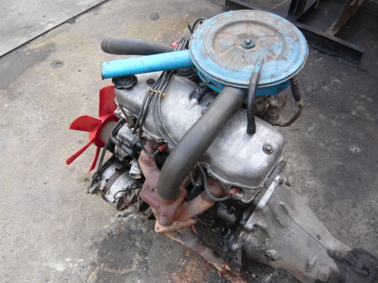 ขายเครื่องยนต์กระบะเล็กมาสด้าแฟมิเลีย 9850 บาท