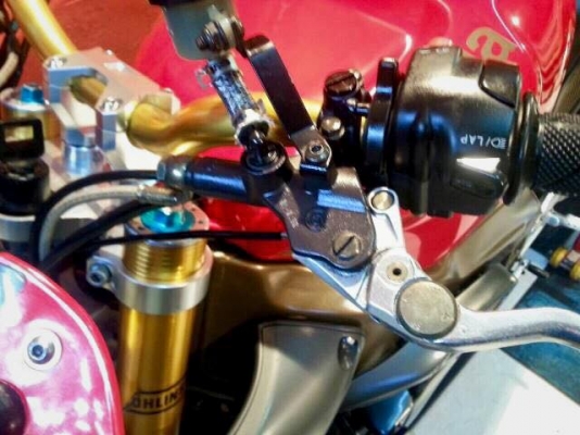 T&amp;T BIKE RAMA2 ขายราคาเพียง 169000฿ APRILIA TUONO 1000 ปี 2006 สวยเทพ ของแต่งแน่น เอาไปออกทริปได้เลย