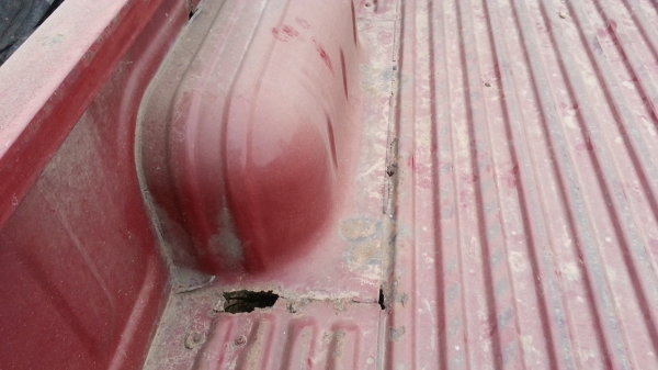 ลูกกระบะ ฟรอนเทียร์ ตัวแรกตาลึก ตอนเดียว ลูกกระบะ ฟรอนเทียร์ ตัวแรกตาลึก ตอนเดียว