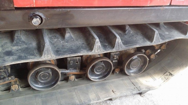 รถเกี่ยวข้าวพร้อมนวดข้าวในตัว แบบนั่งขับ เก่าญี่ปุ่น MITSUBISHI รุ่น MC24 สภาพสวย มีท่อส่งข้าว รถเกี่ยวข้าวพร้อมนวดข้าวในตัว แบบนั่งขับ เก่าญี่ปุ่น MITSUBISHI รุ่น MC24 สภาพสวย มีท่อส่งข้าว