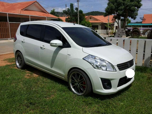 ขายดาวน์ Suzuki Ertiga 80000 ครับ ผ่อนมาแล้ว 1 ปี เดือนละ 13000 ประกันชั้น