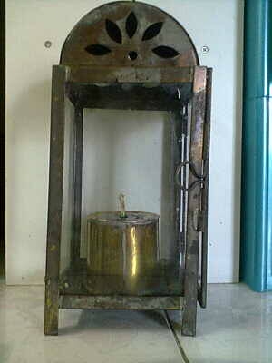 ตะเกียงนํ้ามันทองเหลือง