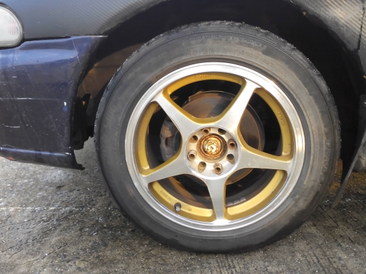 E-car ปี 96 เกียร์ออโต้ 1.5 หัวฉีด ช่วงล่างแน่น เอกสารการโอนครบถ้วน E-car ปี 96 เกียร์ออโต้ 1.5 หัวฉีด ช่วงล่างแน่น เอกสารการโอนครบถ้วน