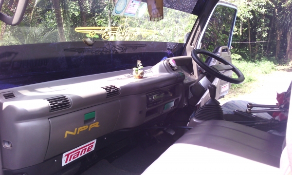 ขาย NPR 120 HP รถสวยมากๆ (ขายเฉพาะคัน 120 นะครับ คัน115 ไม่ขายคับ)