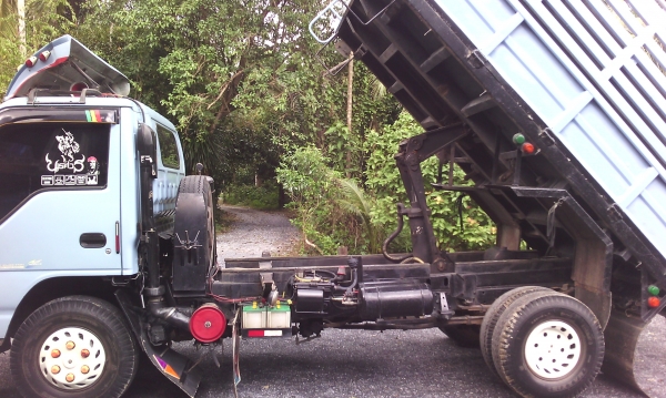 ขาย NPR 120 HP รถสวยมากๆ (ขายเฉพาะคัน 120 นะครับ คัน115 ไม่ขายคับ)