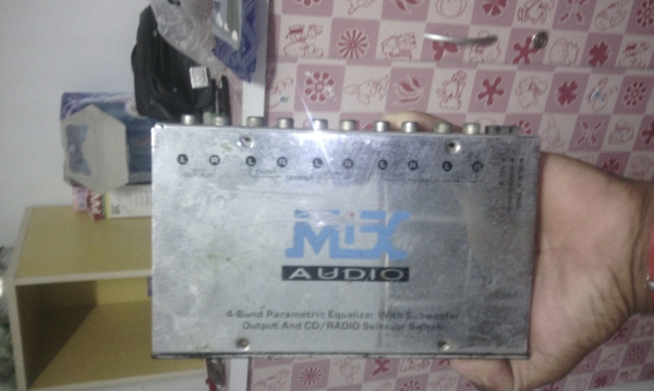 ขายอุปกรณ์เครื่องเสียงติดรถยนต์