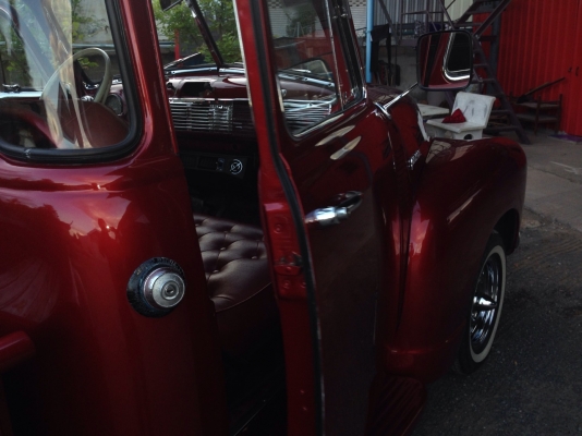 เชฟกะบะ 5 ซี่ ปี 1953  วิ่งดี   เอกสารพร้อม  แต่งเทพ  ทะเบียนพร้อมโอน ราคาคุยกัน