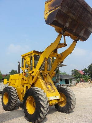 มาใหม่ รถตัก komarsu 510 กรองเดี่ยว ซีเรียลสูง สภาพเดิมจากญี่ปุ่นแท้ๆ มีเก๋ง ยางสวย สภาพพร้อม สมบูรณ์ แจ่มสุดๆ นำข้ามาเอง 090-986-2521