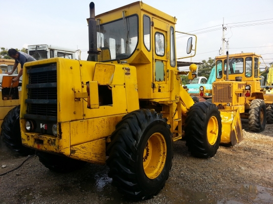 มาใหม่ รถตัก komarsu 510 กรองเดี่ยว ซีเรียลสูง สภาพเดิมจากญี่ปุ่นแท้ๆ มีเก๋ง ยางสวย สภาพพร้อม สมบูรณ์ แจ่มสุดๆ นำข้ามาเอง 090-986-2521