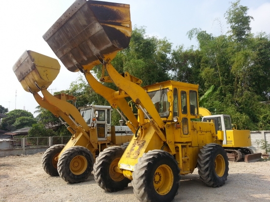 มาใหม่ รถตัก komarsu 510 กรองเดี่ยว ซีเรียลสูง สภาพเดิมจากญี่ปุ่นแท้ๆ มีเก๋ง ยางสวย สภาพพร้อม สมบูรณ์ แจ่มสุดๆ นำข้ามาเอง 090-986-2521