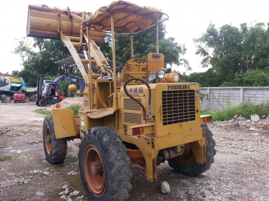 รถตัก FURUKAWA FL-60a นำเข้าจากญี่ปุ่น สวย พร้อมใช้งาน ขายถูก 090-986-2521