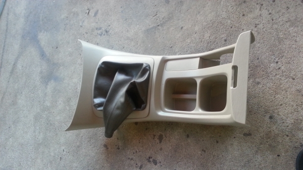 คอนโซนกลางครอบเกียร์ วีโก้ พรีรันเนอร์ ของแท้ถอด