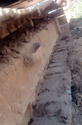 KOBELCO MARK III SK 100 Yutani ไฟฟ้าเต็ม หน้าจอครบ เครื่องเดิมปั๊มเดิมๆทำงานไม่มีโหลด ภายนอกสภาพดีบูมอาร์มไม่มีปะ ช่วงล่างเอวแน่นดี โซ่บูทใบแทรกประมาณ 70\% พร้อมทำงานได้เลย เอกสารใบอินวอย ราคาต่อรองได้ครับ