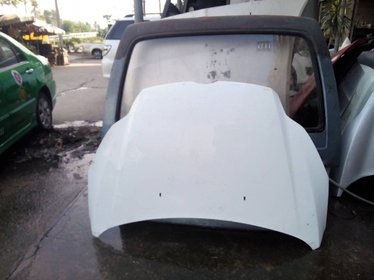 ฝากระโปรงหน้า Ford fiesta ของแท้มือสอง งานเคาะซ่อม