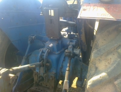 รถไถFORD รุ่น6600 แท้เต็มตัว เสื้อลาย  สวยๆแน่นๆพร้อมเล่มทะเบียนสนใจ0810076640